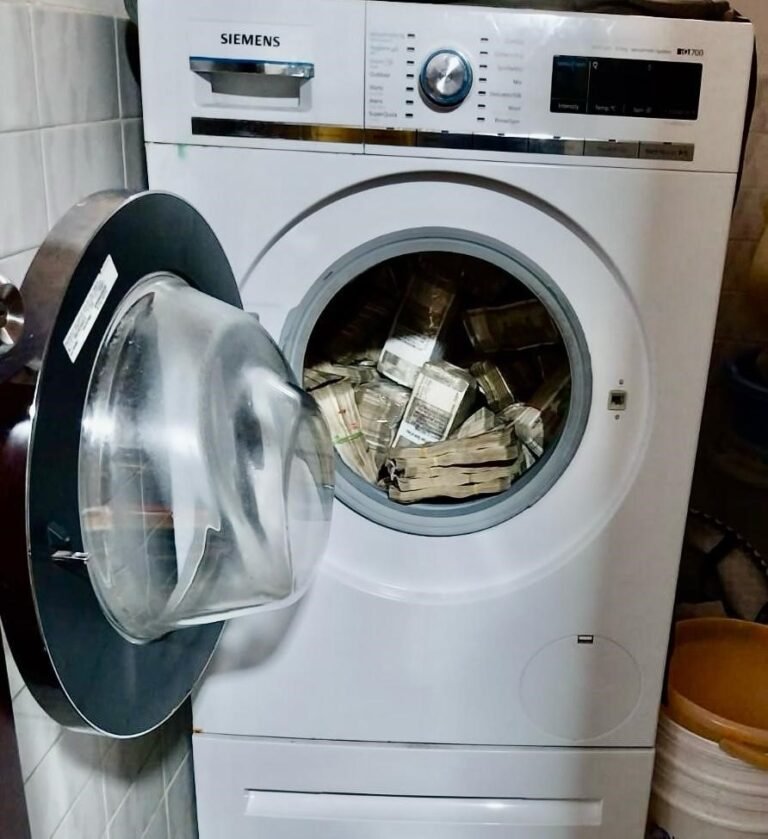 The ED officials were shocked to see bundles of notes and Rs 2.5 crore in the washing machine